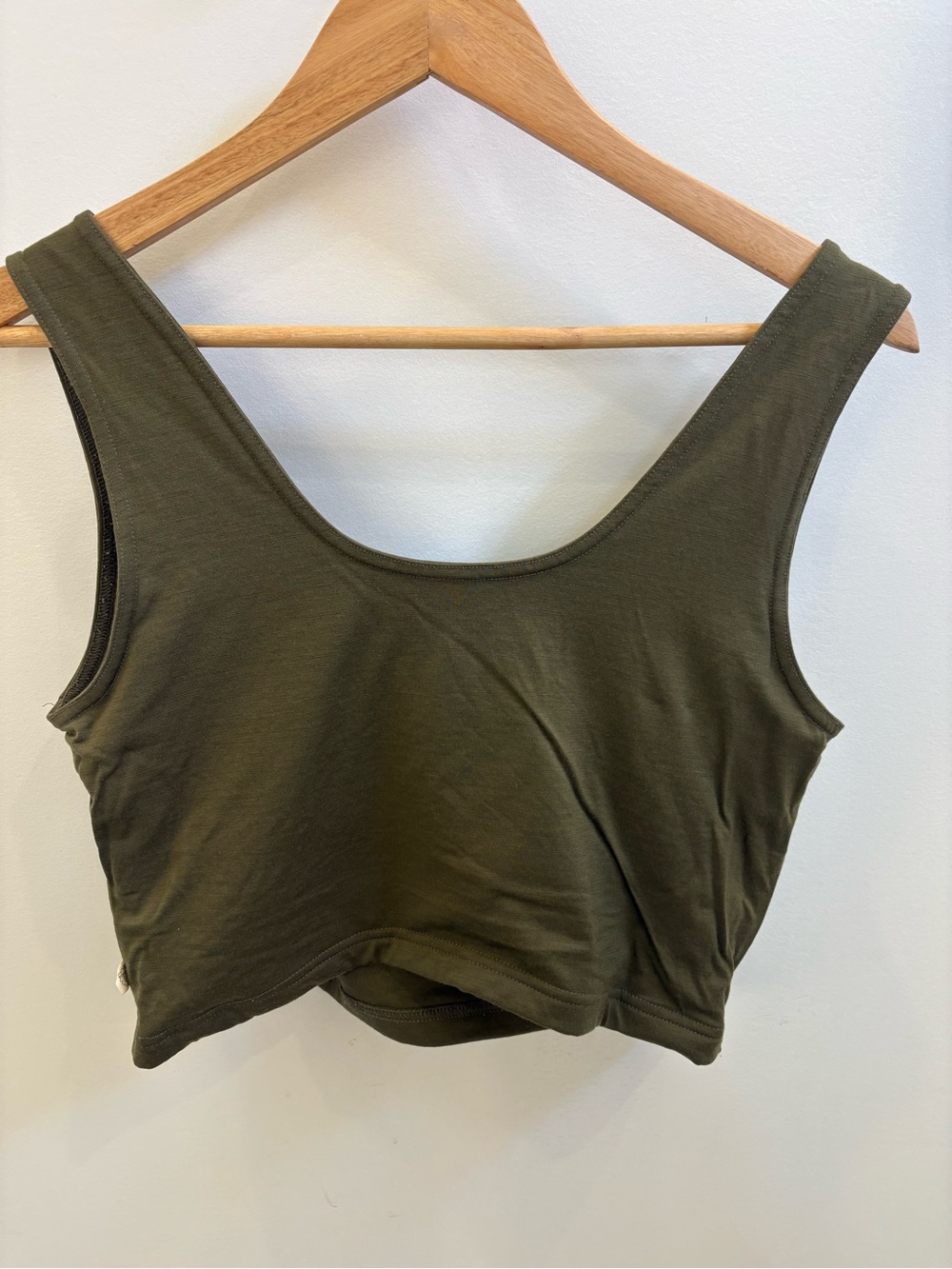 Simply merino supportive crop